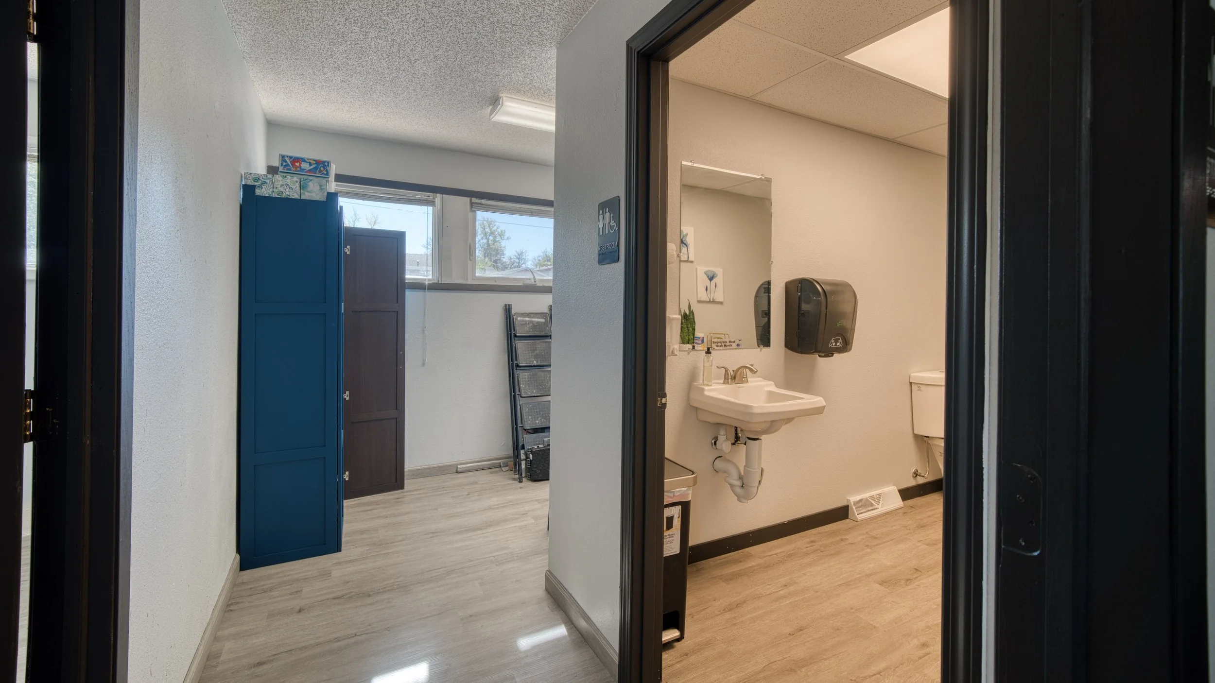 709 W Eighth St-24.jpg