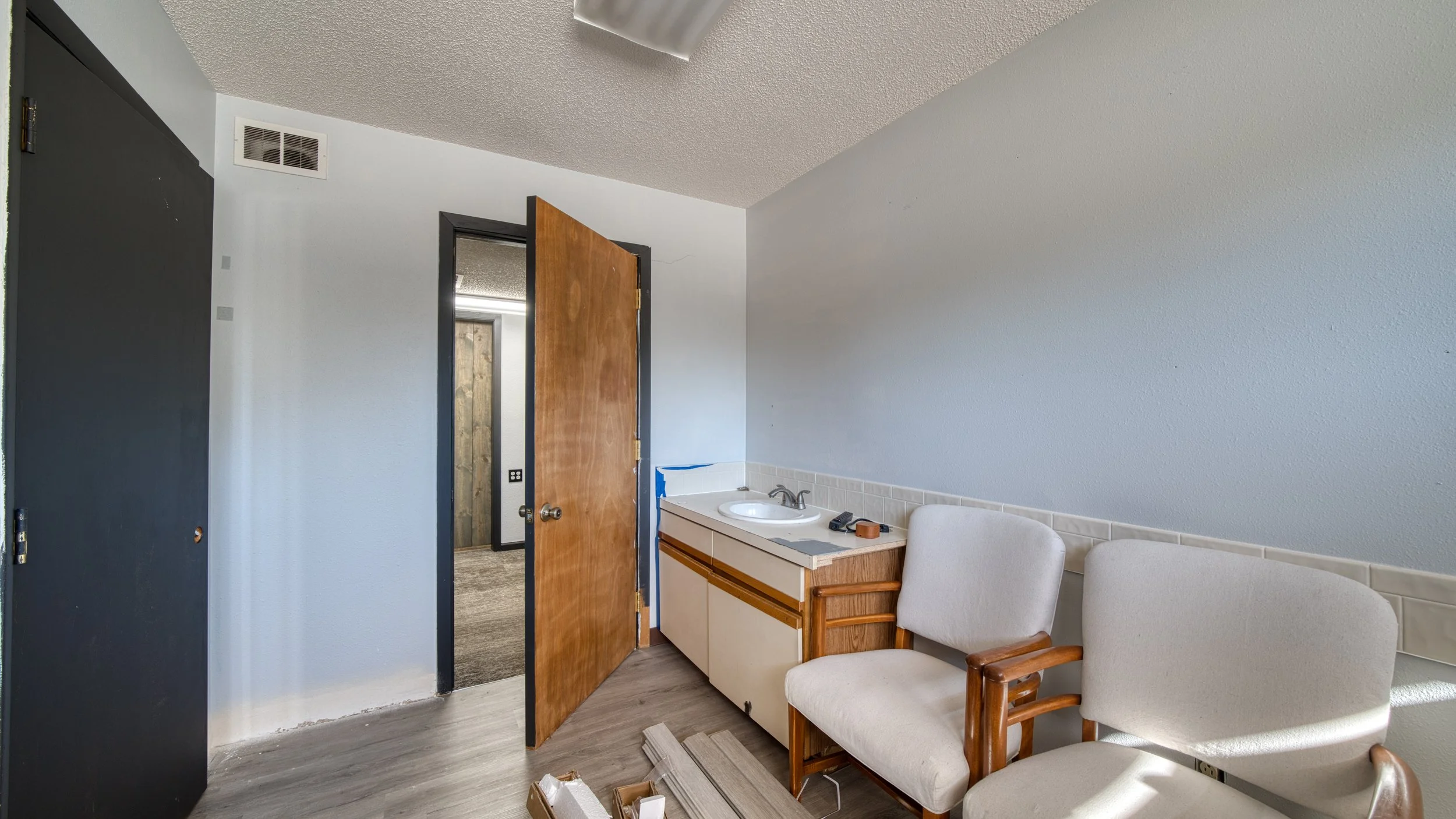709 W Eighth St-28.jpg