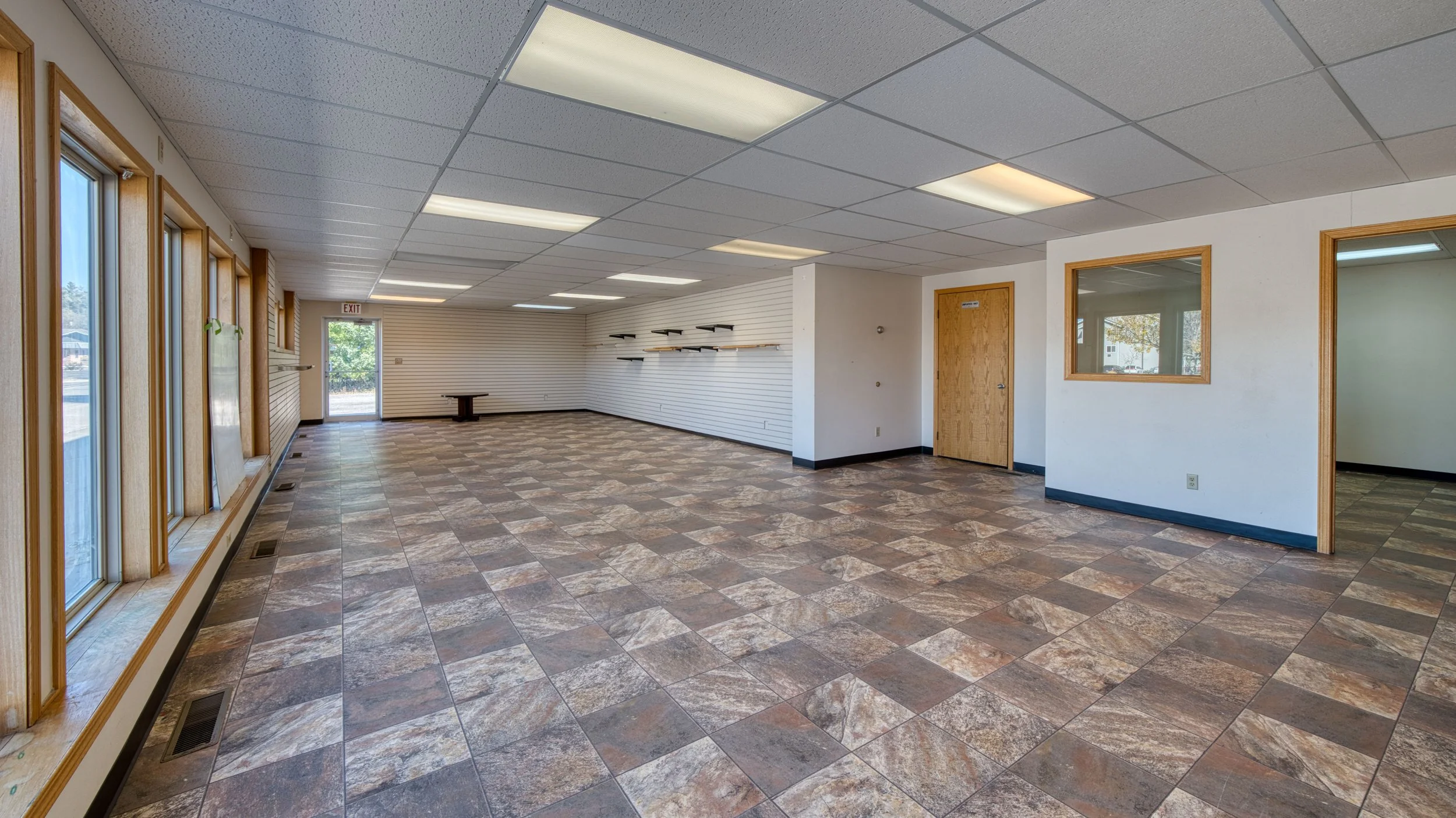 709 W Eighth St-73.jpg