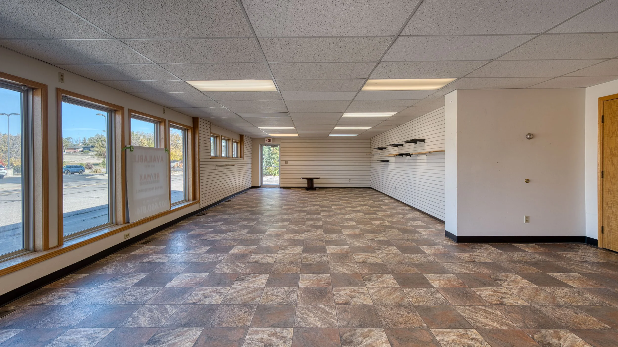 709 W Eighth St-74.jpg
