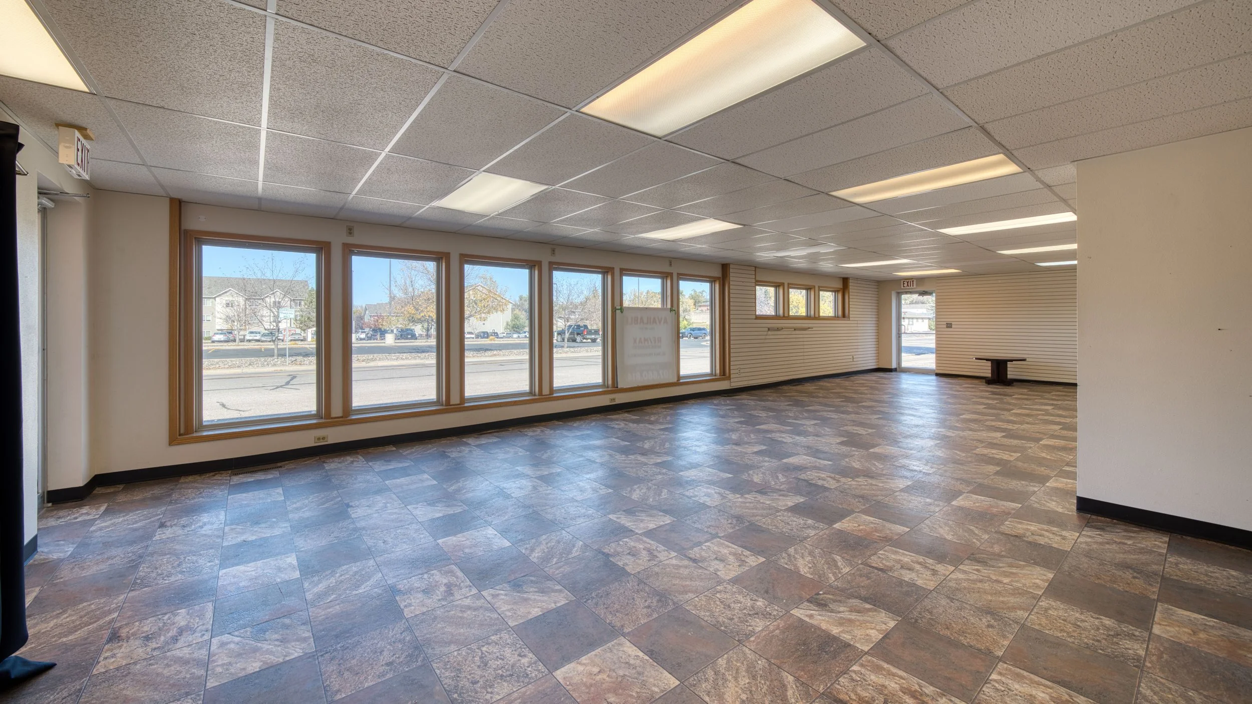 709 W Eighth St-75.jpg