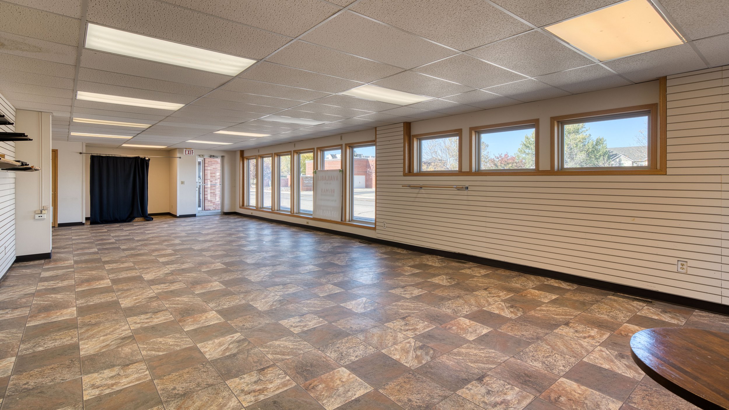 709 W Eighth St-79.jpg