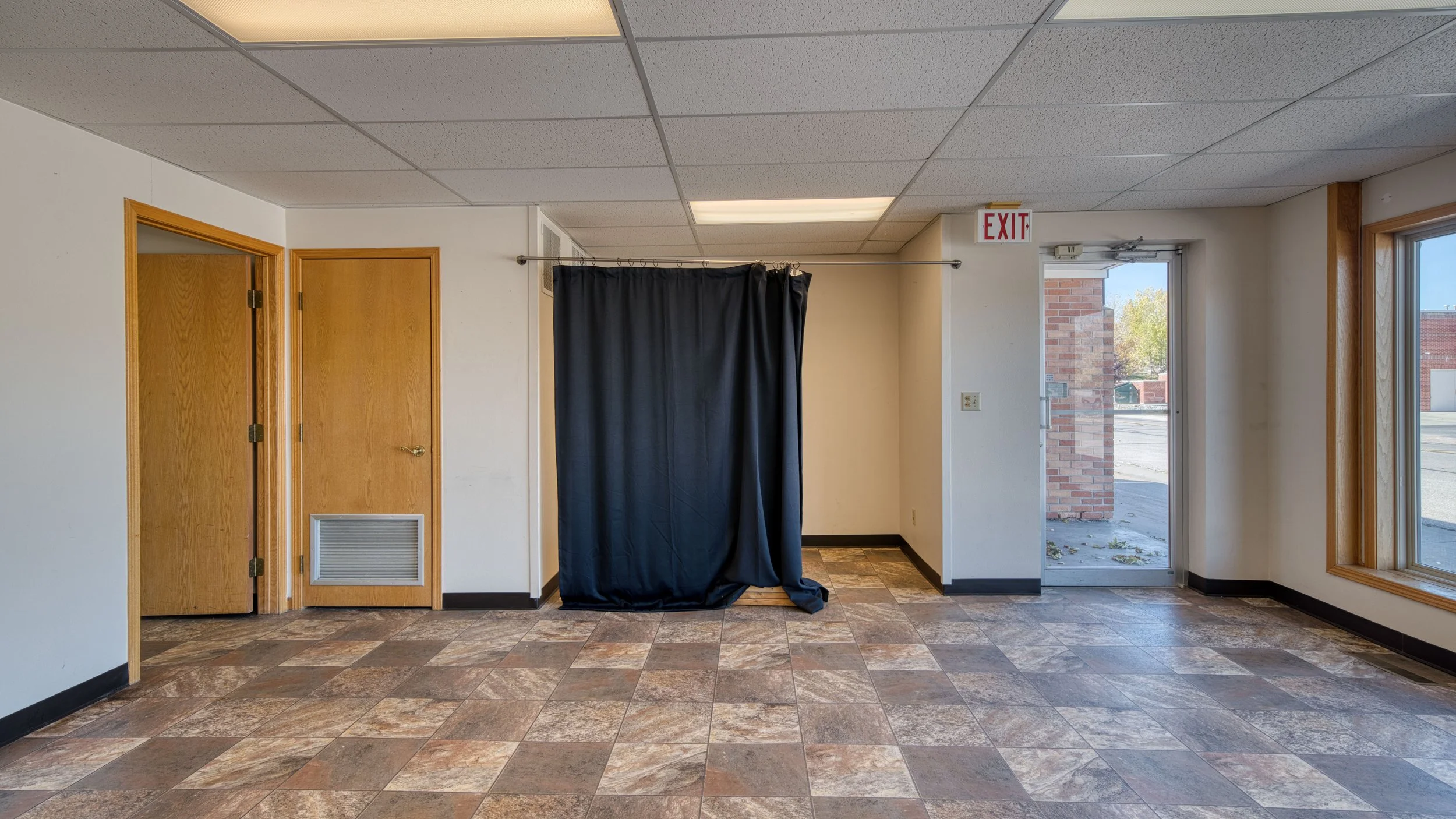 709 W Eighth St-80.jpg