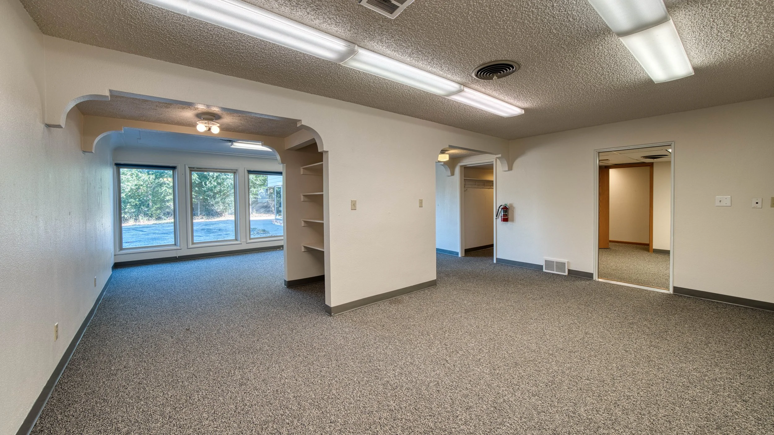 709 W Eighth St-93.jpg
