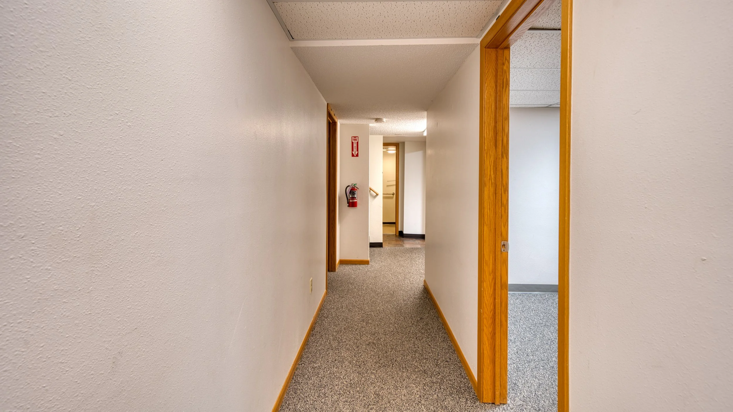 709 W Eighth St-101.jpg
