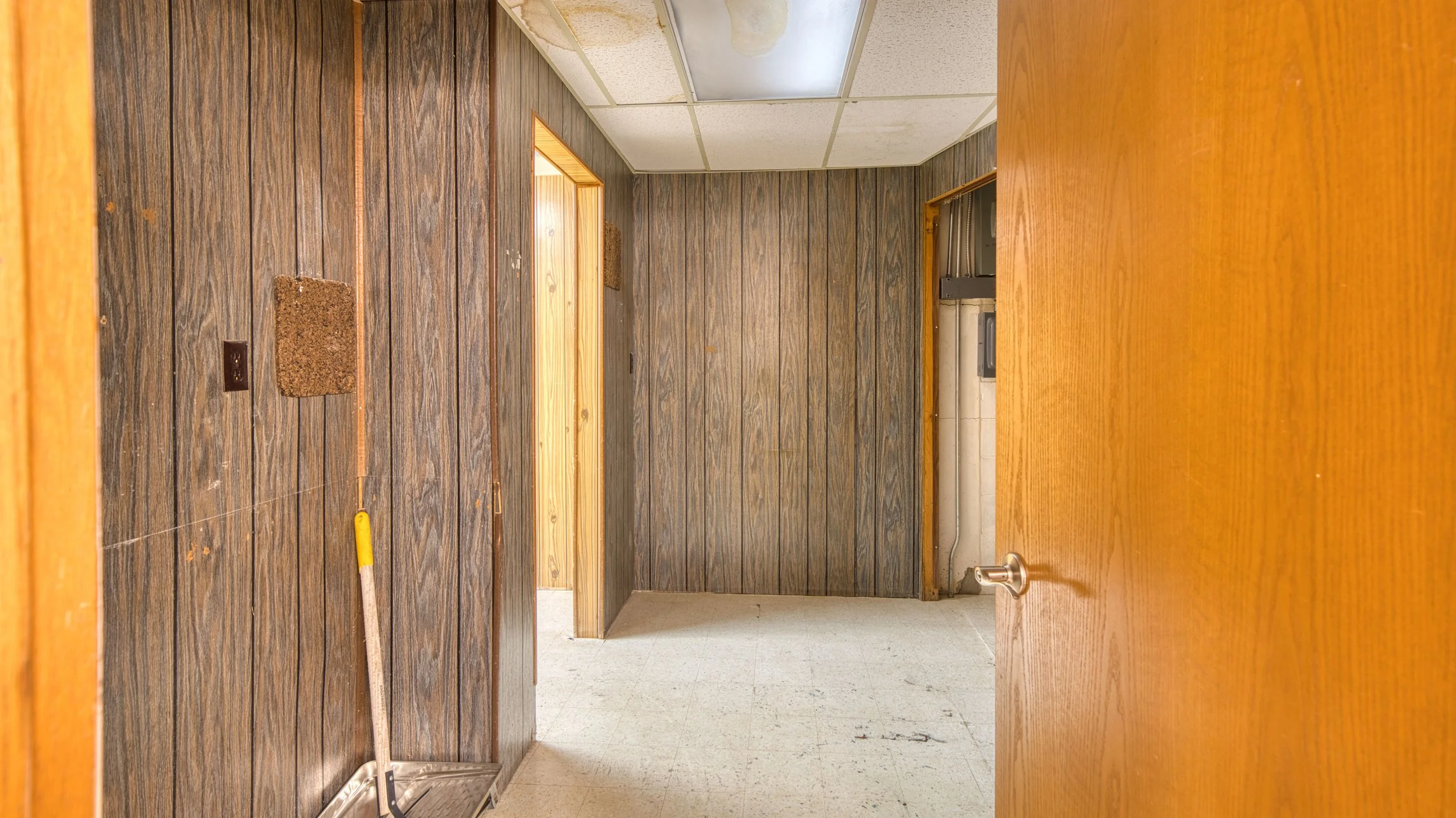 709 W Eighth St-102.jpg