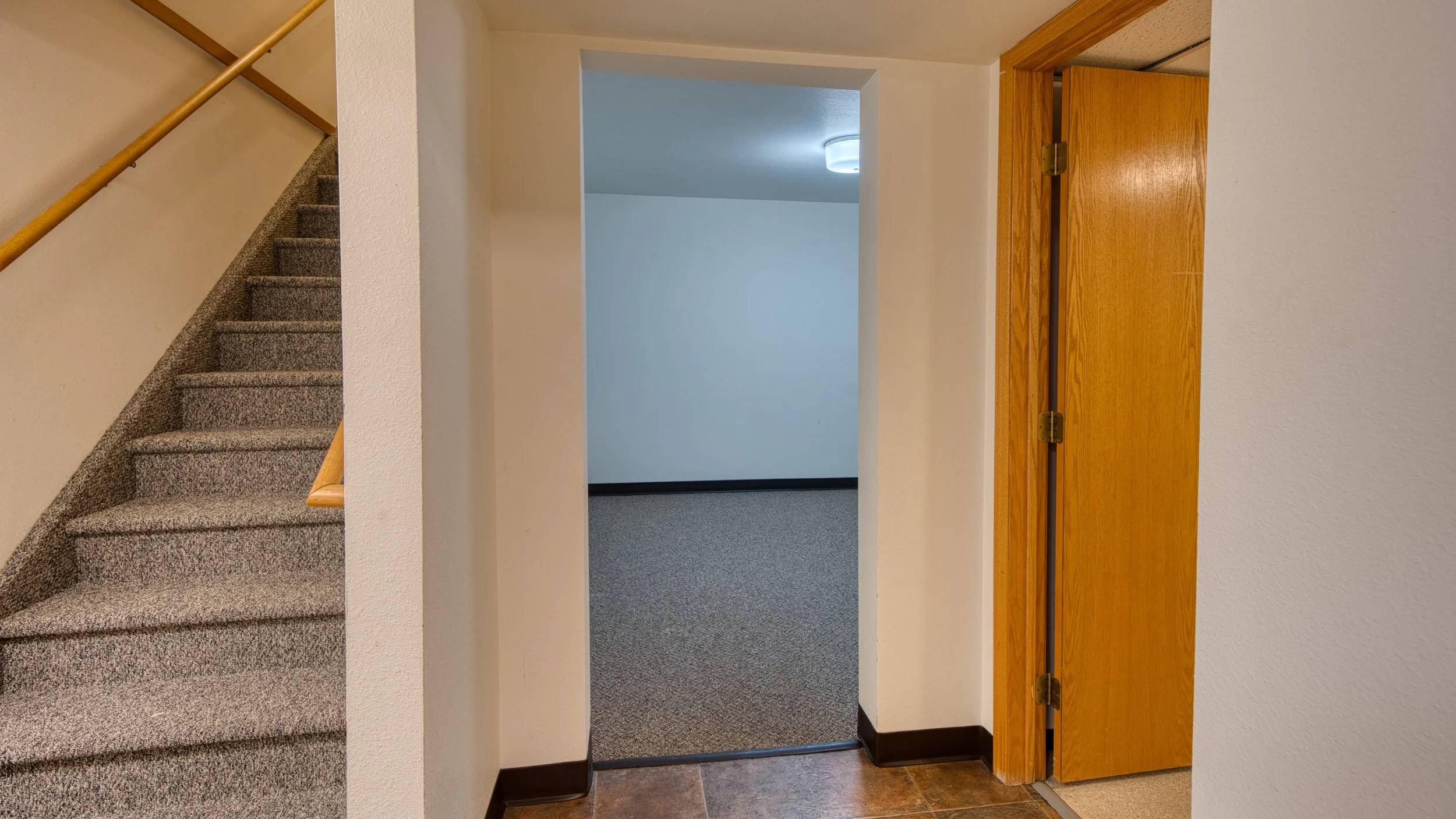 709 W Eighth St-111.jpg