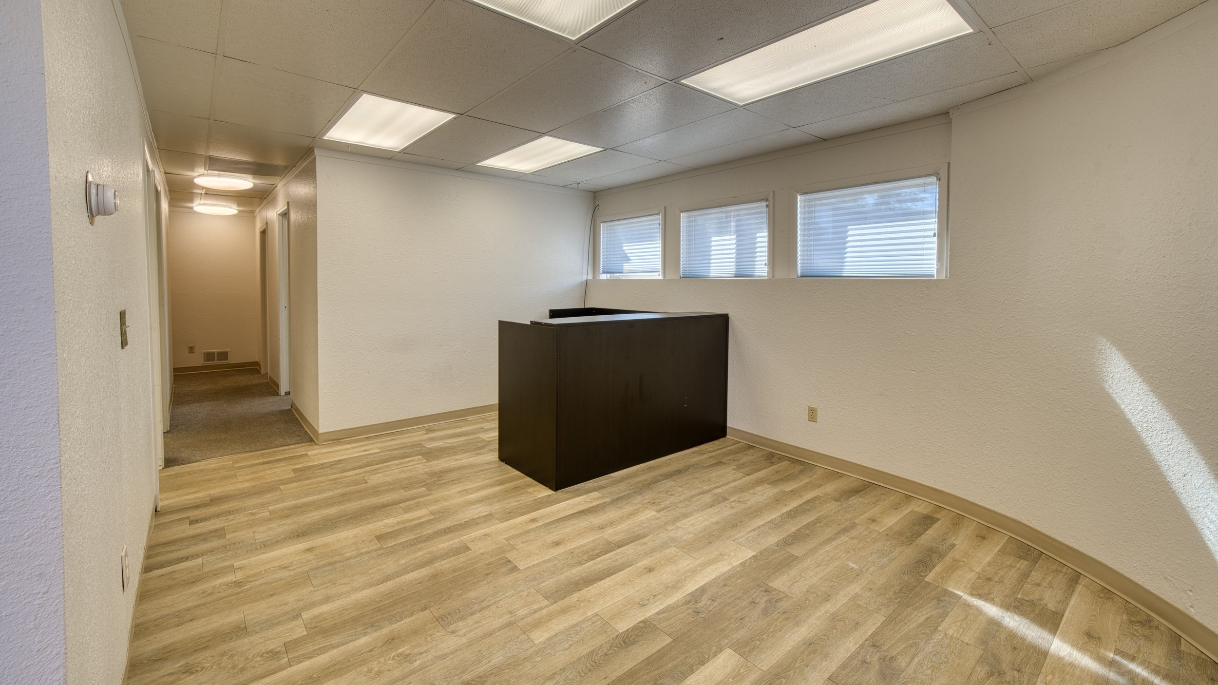 709 W Eighth St-121.jpg