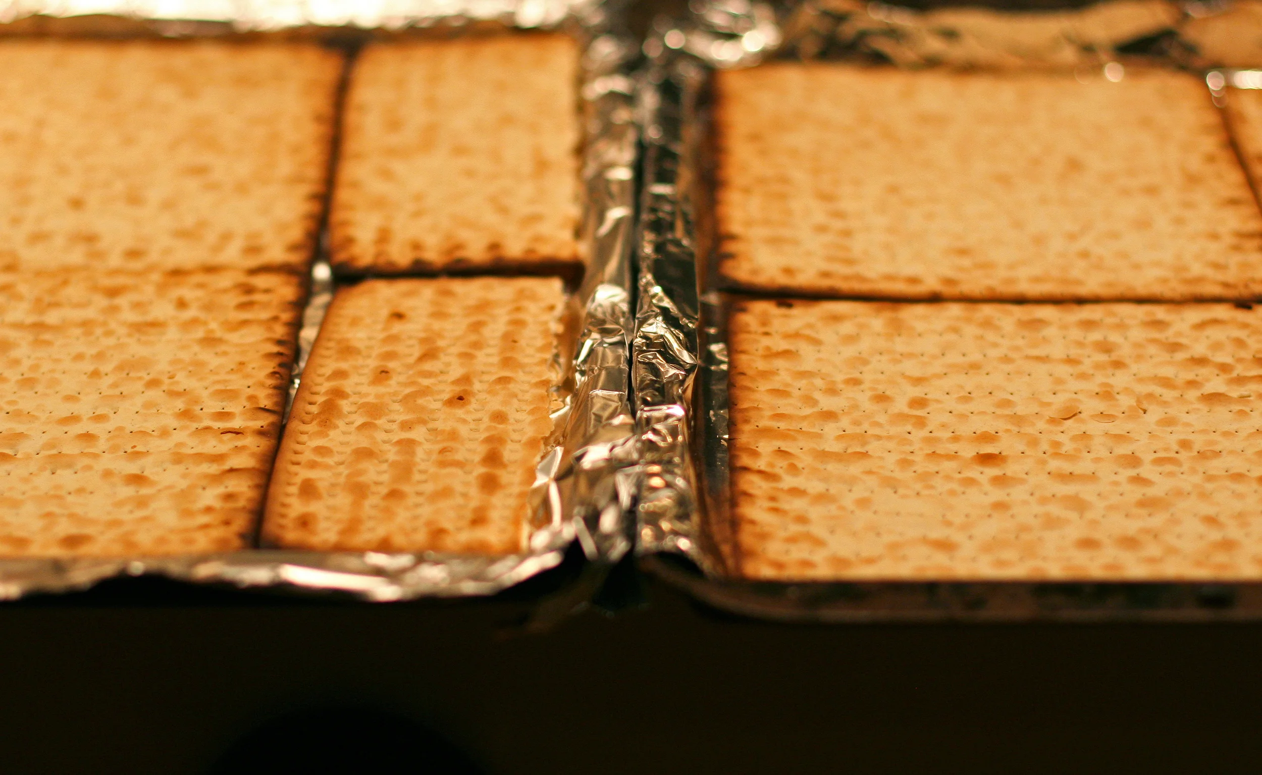 matzoh plain.jpg