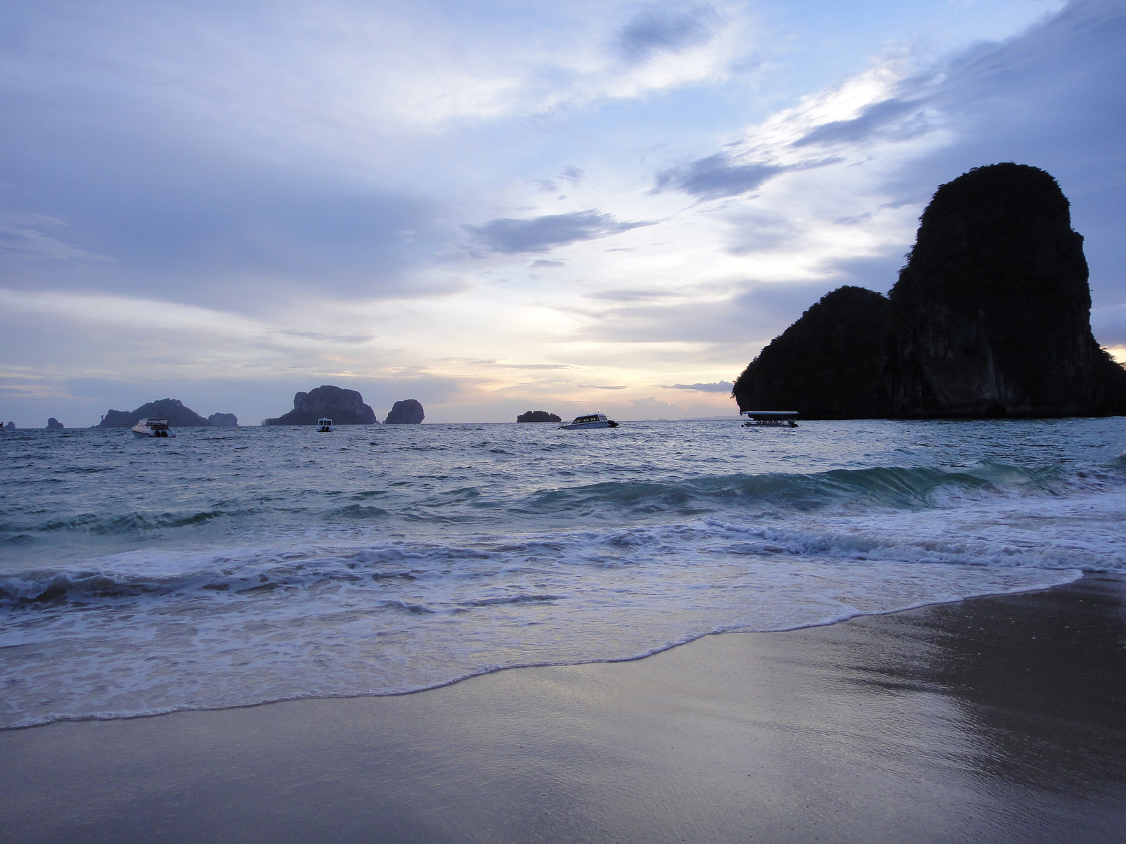 Sunset at Railay West Beach (Thailand)