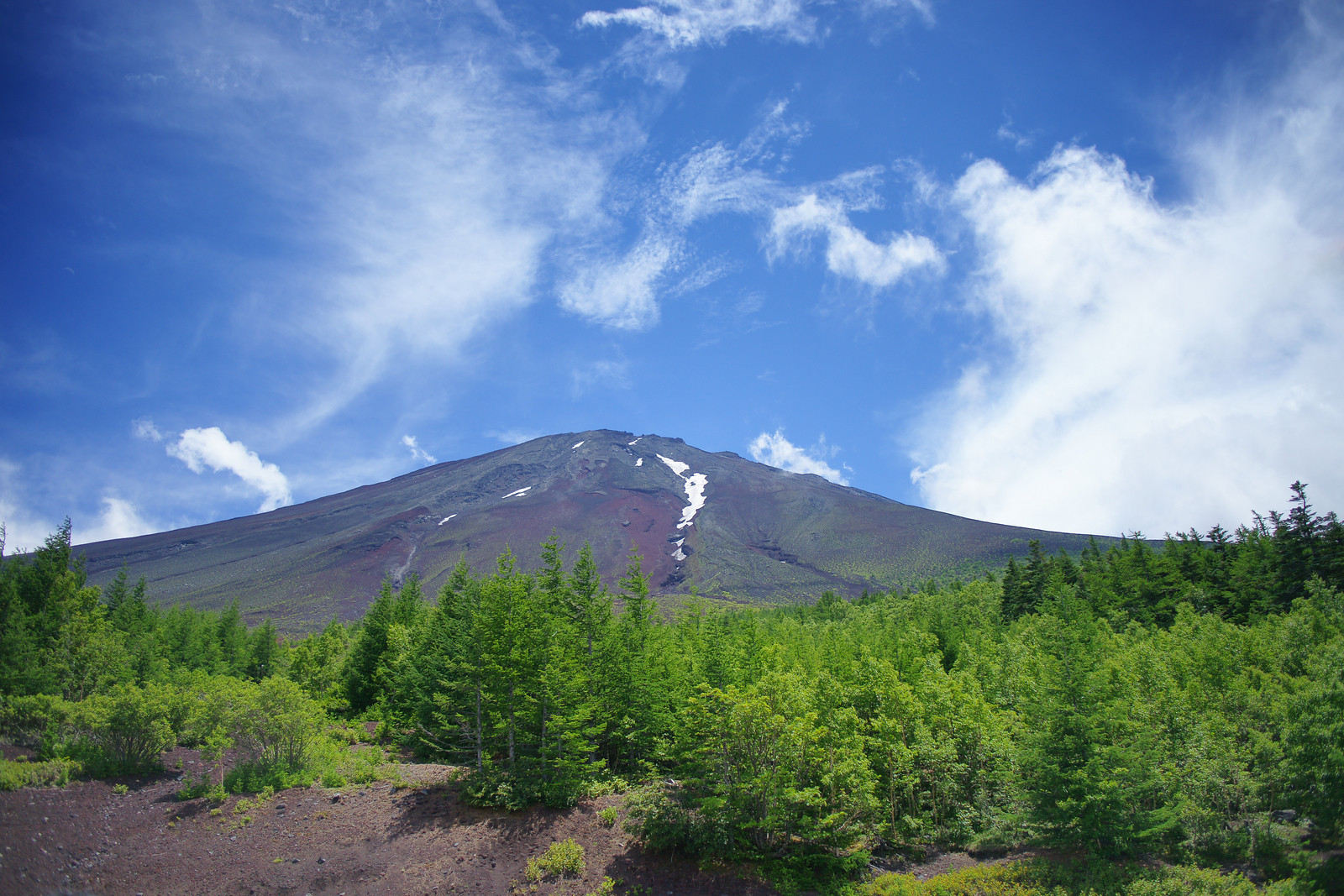 A rare glimpse of Mt Fuji summit in summer (Japan)