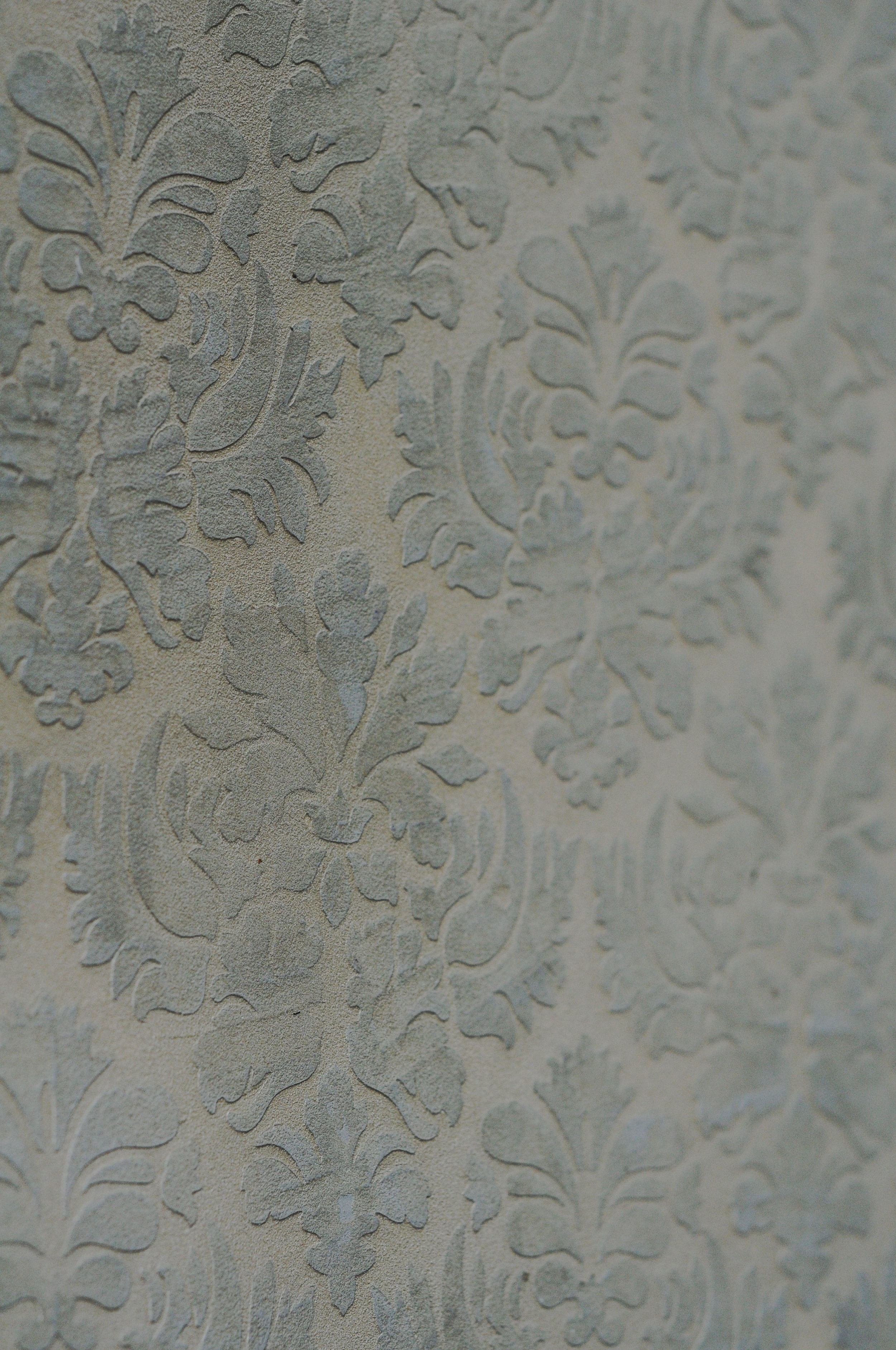 Lusterstone with Damask all over stencil