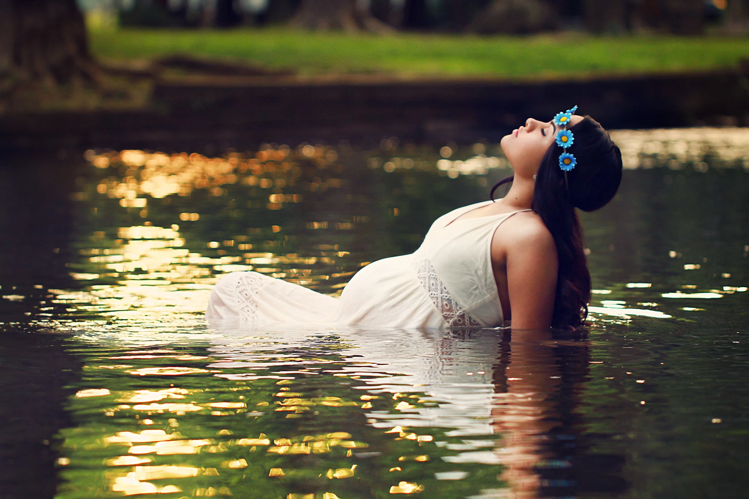 Maternity Photography by Vanessa Guevara Photography