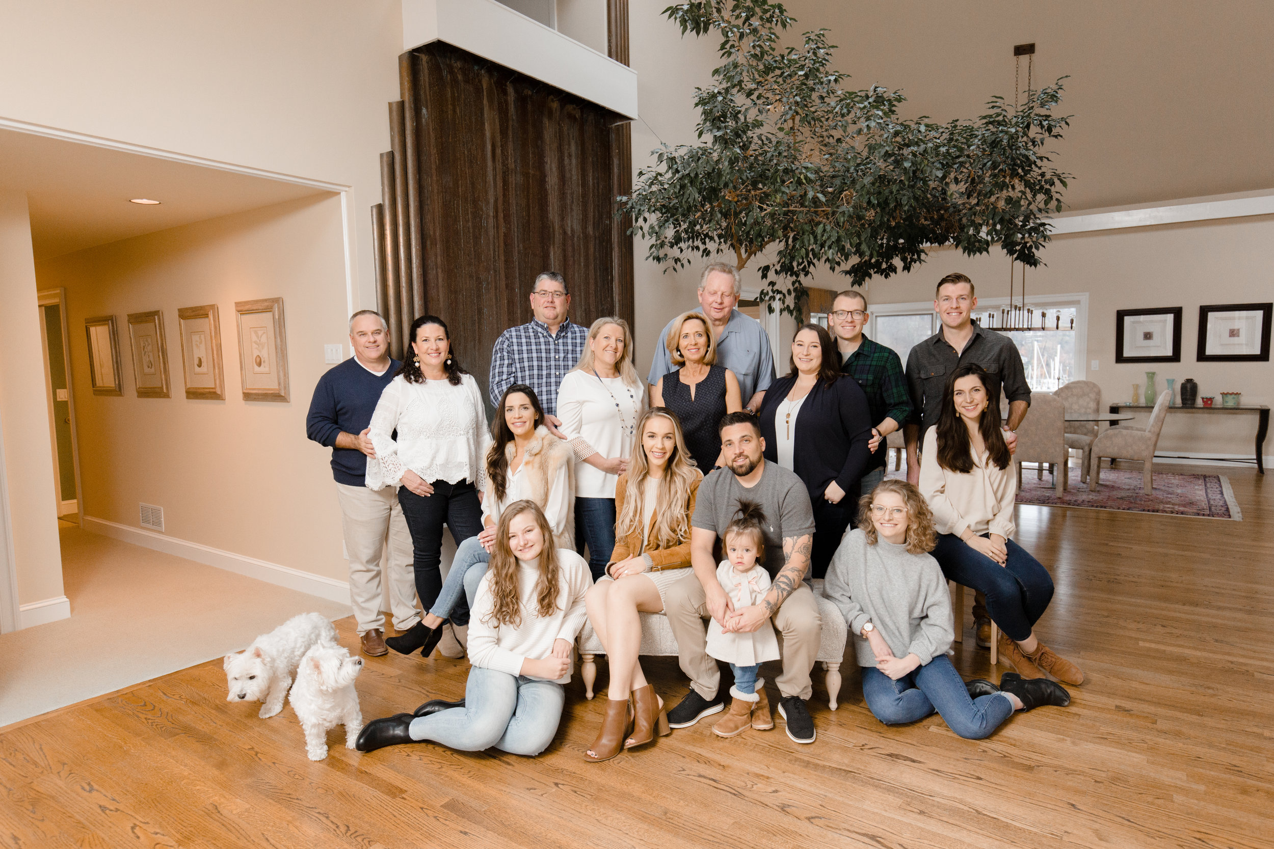 Extended Family 2019-4.jpg