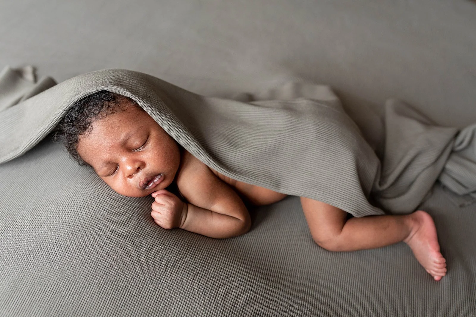 Lumor Newborn-68_websize.jpg