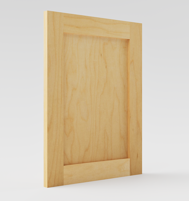 Une porte de placard en bois clair avec un cadre simple et une surface lisse, placé contre un fond blanc.