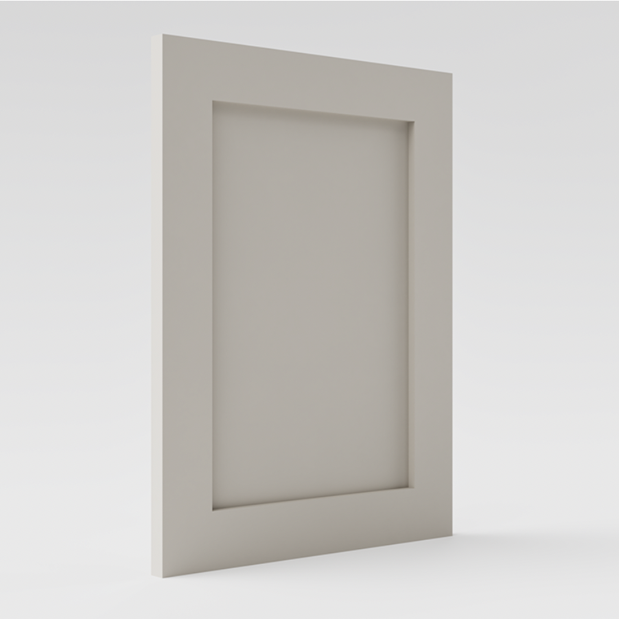 Cadre blanc avec un intérieur vide, posé contre un mur blanc dans un espace neutre.