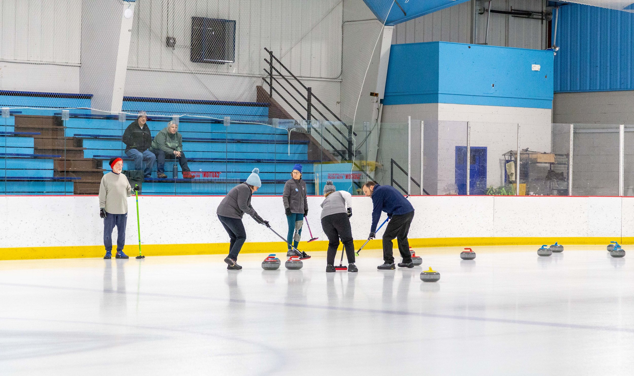 2023_Bonspiel_Small_17.jpg