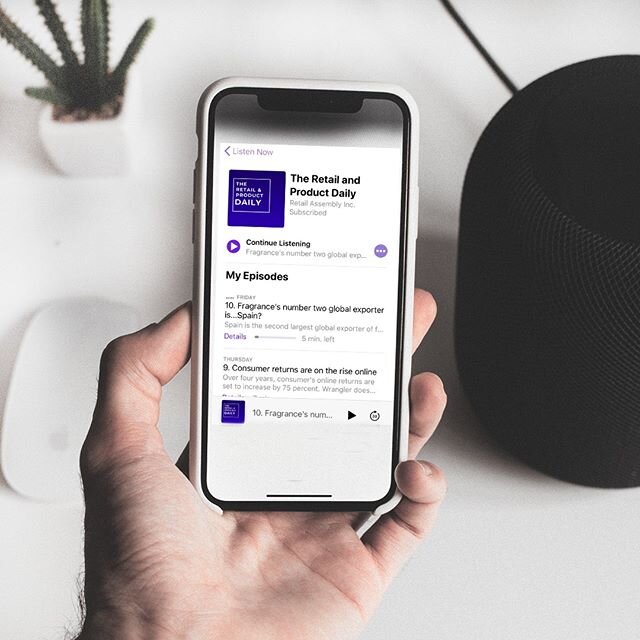 Start the new year with us at The Retail and Product Daily podcast. Three #retail and #fashionbusiness news stories, 5 minutes every weekday. ⠀⠀⠀⠀⠀⠀⠀⠀⠀
🎧 Listen on @applepodcasts, @spotify or wherever you get your pods. ⠀⠀⠀⠀⠀⠀⠀⠀⠀
.⠀⠀⠀⠀⠀⠀⠀⠀⠀
[🎙️Link