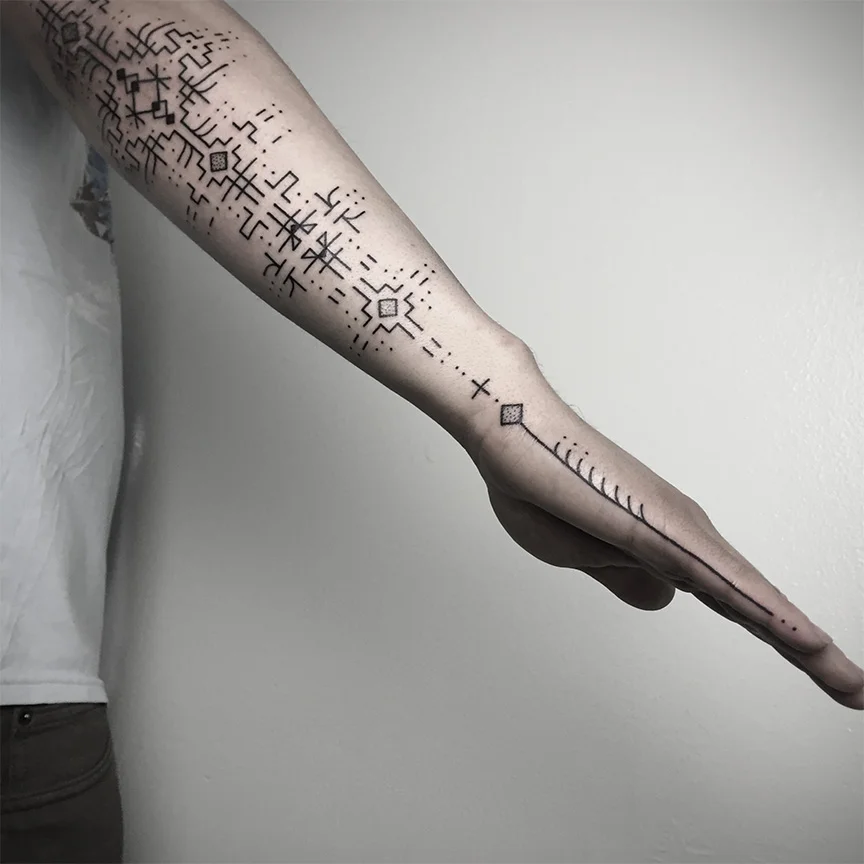 krisd_handswitharm.jpg