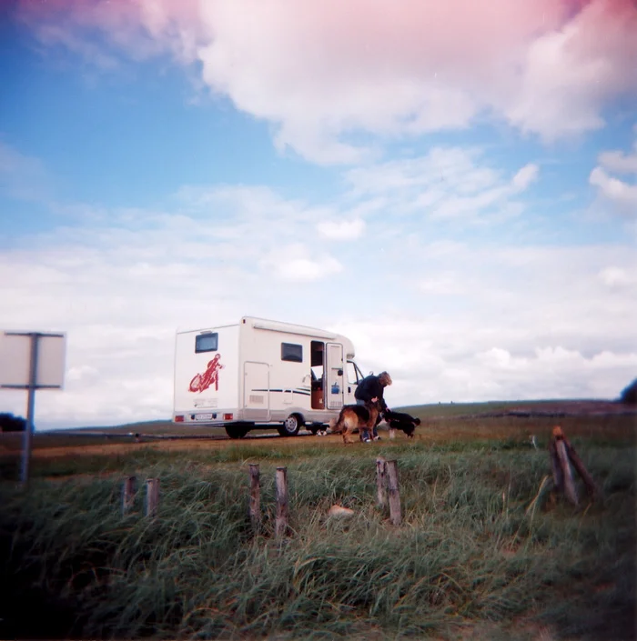 20050625165040_holga-0012.jpg