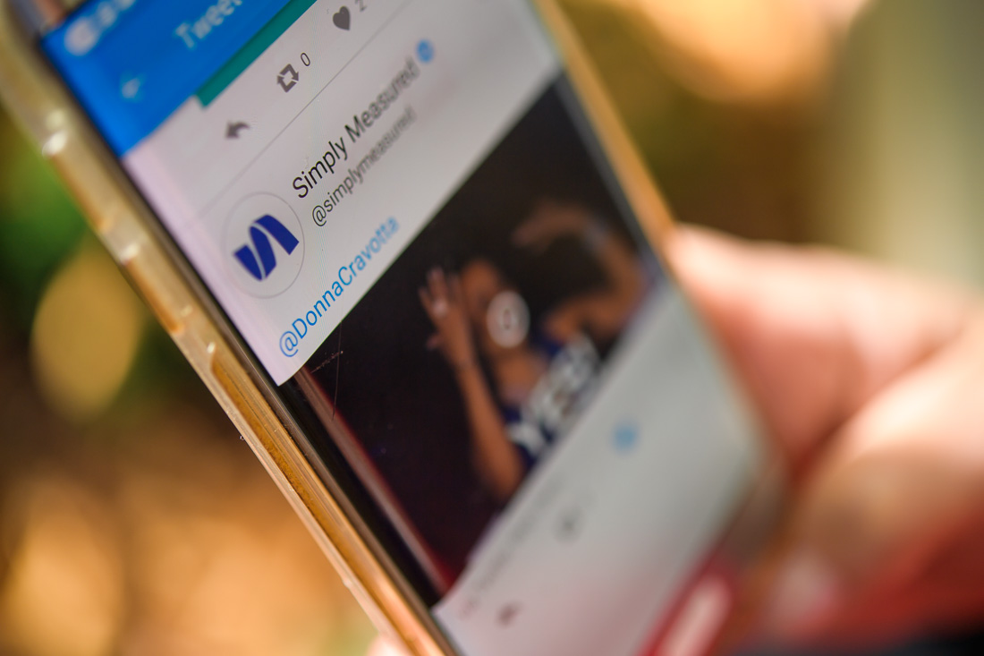 NYC Branded Lifestyle Portraits Social Pivot PR Donna Cravotta hands closeup on phone