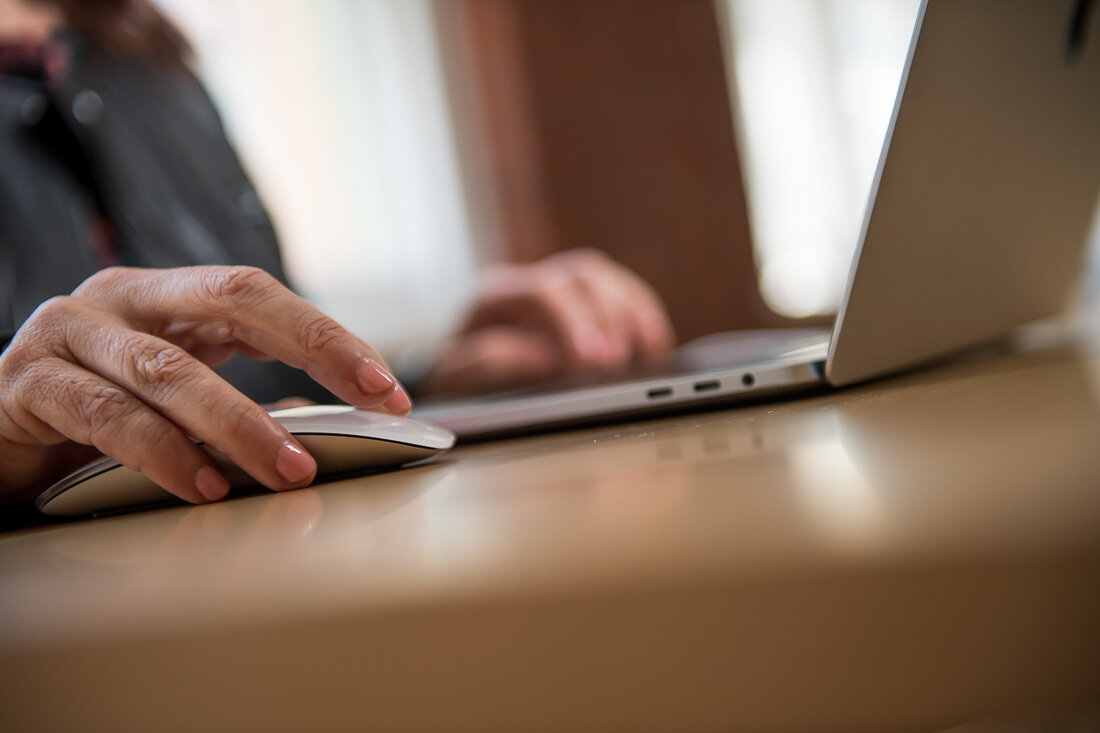 [VIDEO] Don't crop your photos in haste, folks!