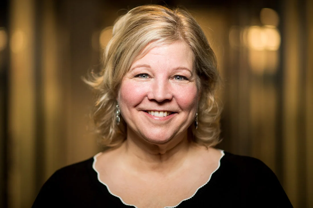 NYC Branded Lifestyle Portrait Speaker Lisa Haen headshot