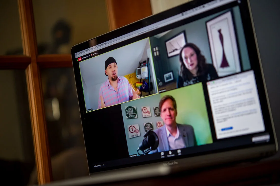 DeMato Virtual Photography Speaker Brian Fanzo talking at Influence 2020