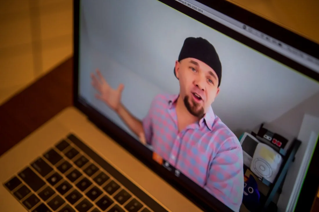DeMato Virtual Photography Speaker Brian Fanzo on screen presenting