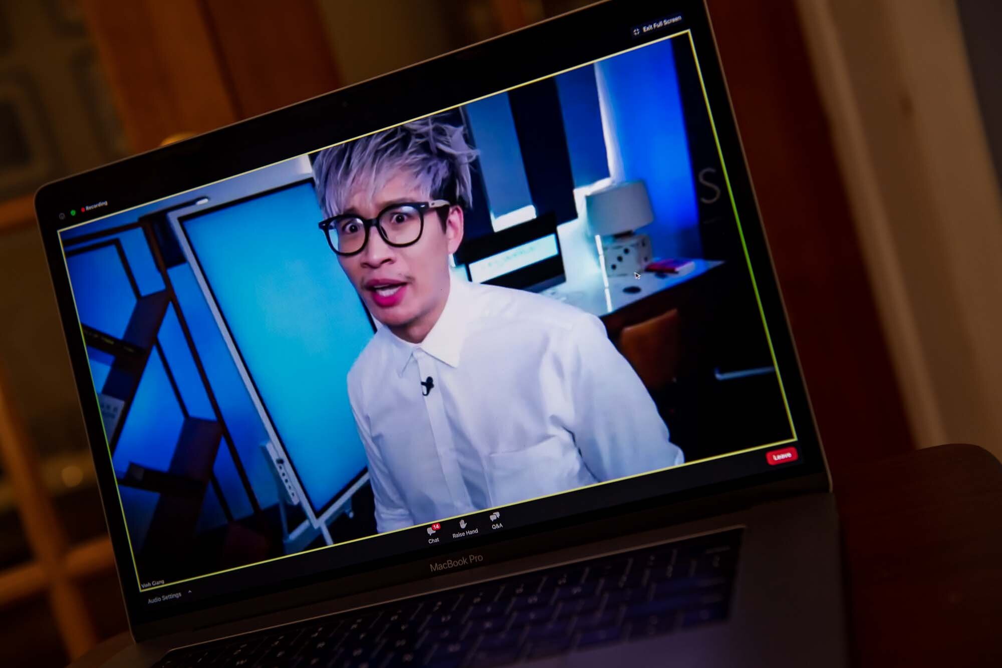 DeMato Virtual Photos Speaker Vinh Giang making a confused expression on screen