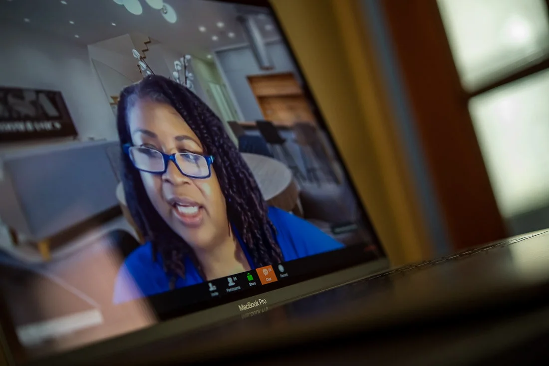 Virtual Photo Speaker Marquesa Pettway in speaker mode delivering talk