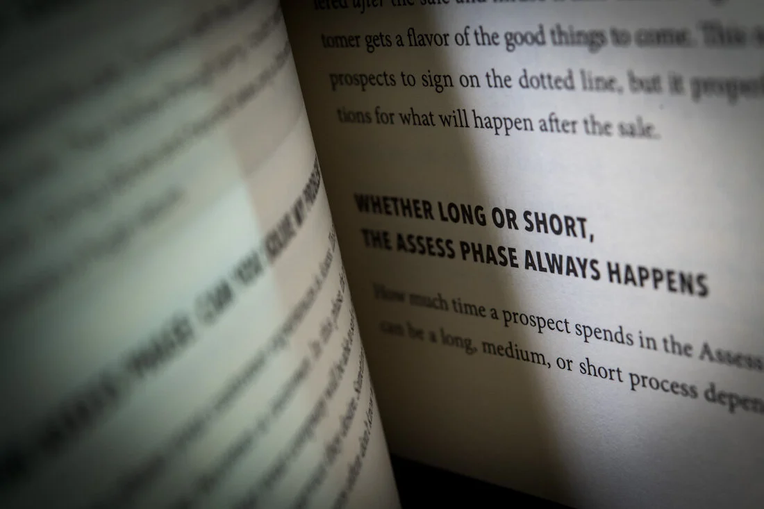 Author book photo Joey Coleman Customer Experience section header title