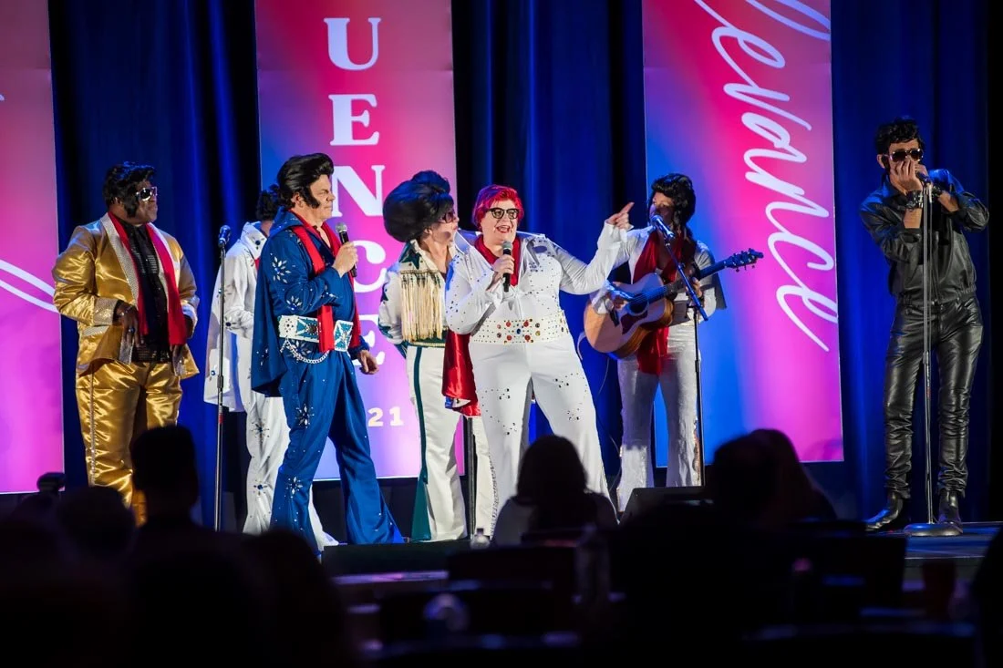 061021 PICZ - ELVIS-3865.JPG