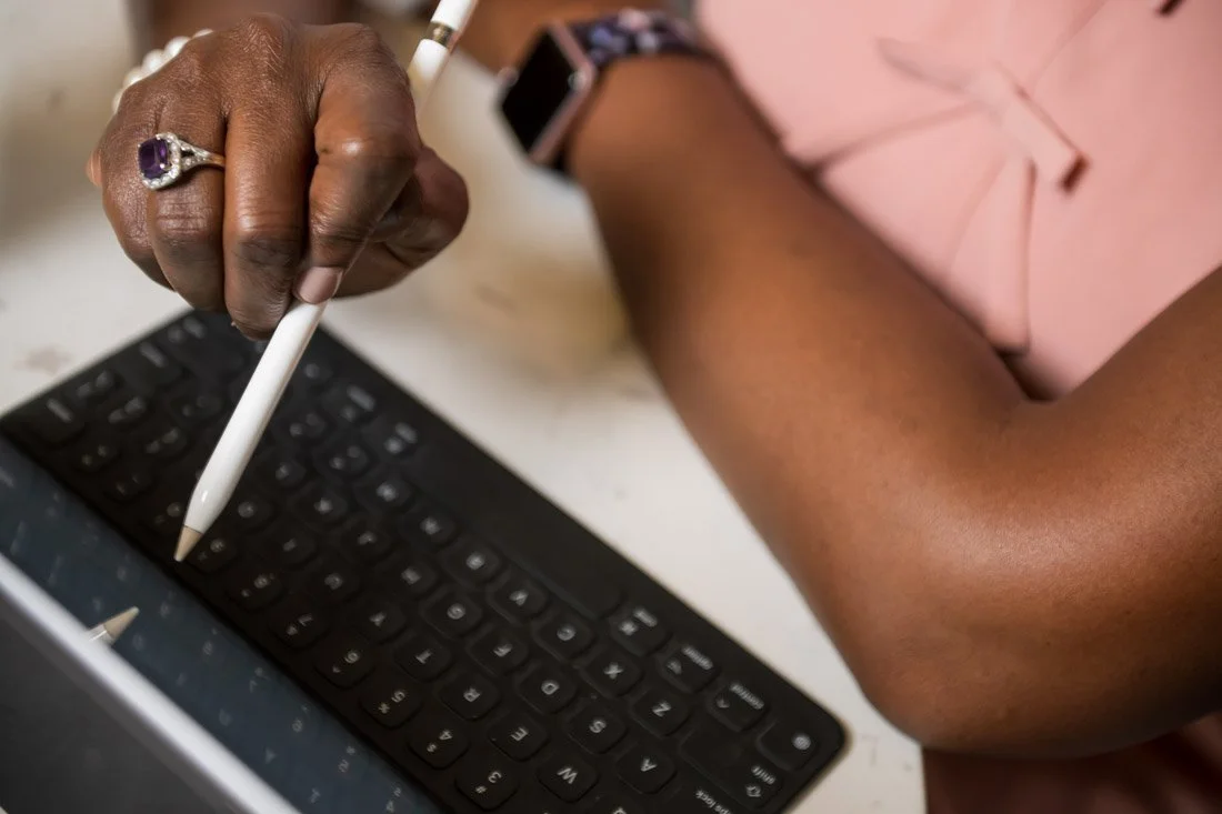 personal branding photo speaker author Jasmine Brett Stringer apple pencil writing on IPad