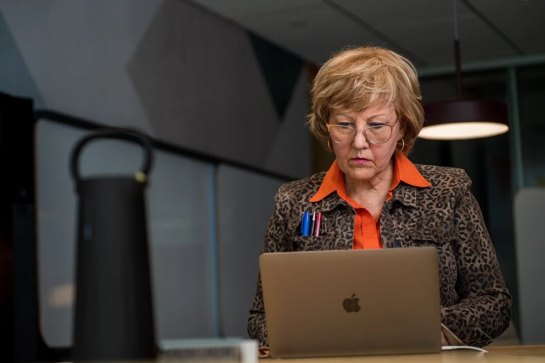 Choosing the RIGHT photos for your website