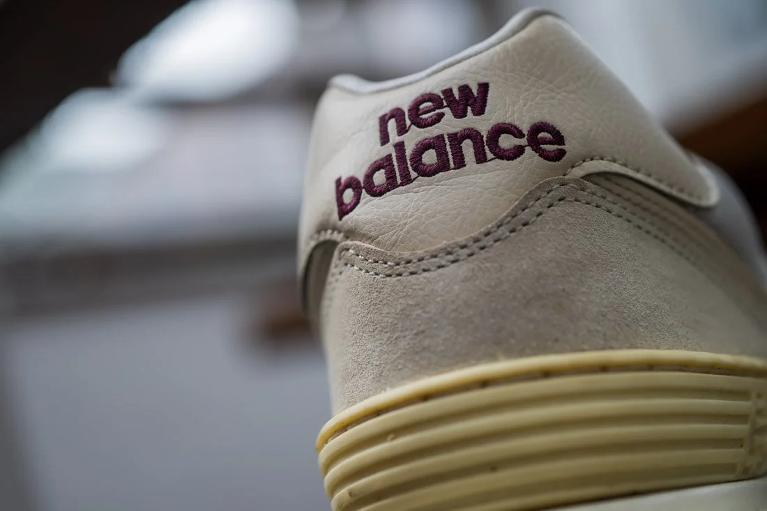 NB 574 CLASSICS MAROON BEIGE LOW ANGLE RIBBON SHOT