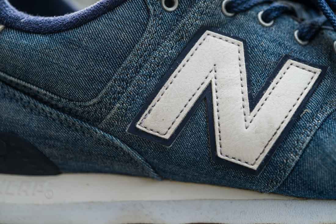 new balance 574 sneakerhead collection side N closeup with heel