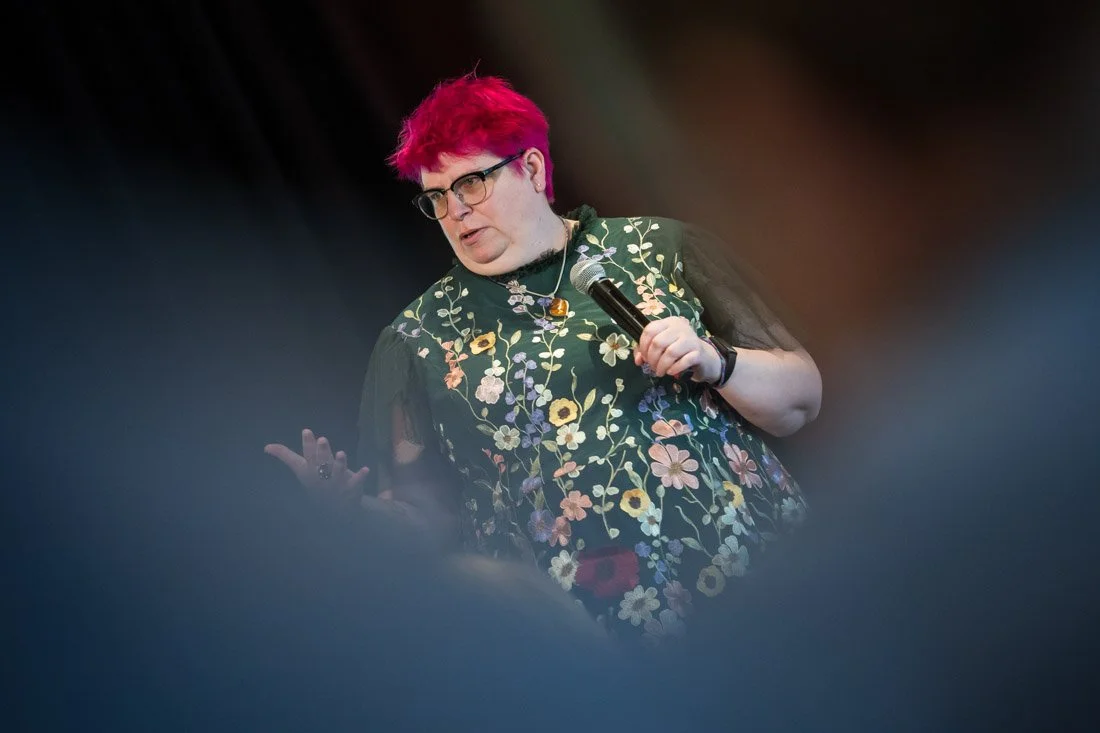 Works with friends...