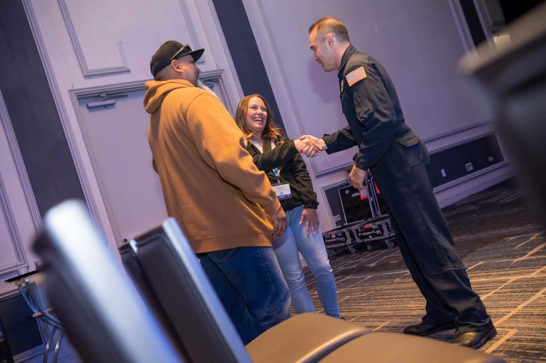 102125 PICZ - AMERICAN STANDARD-4319.JPG