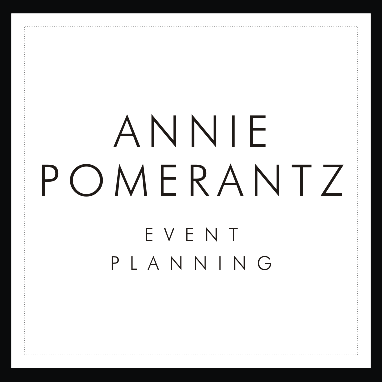ANNIE POM LOGO.png