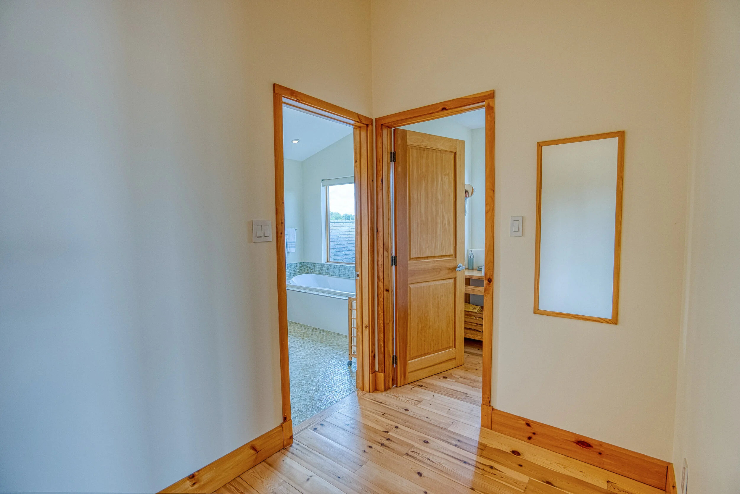 9868 County Road 42-144.jpg