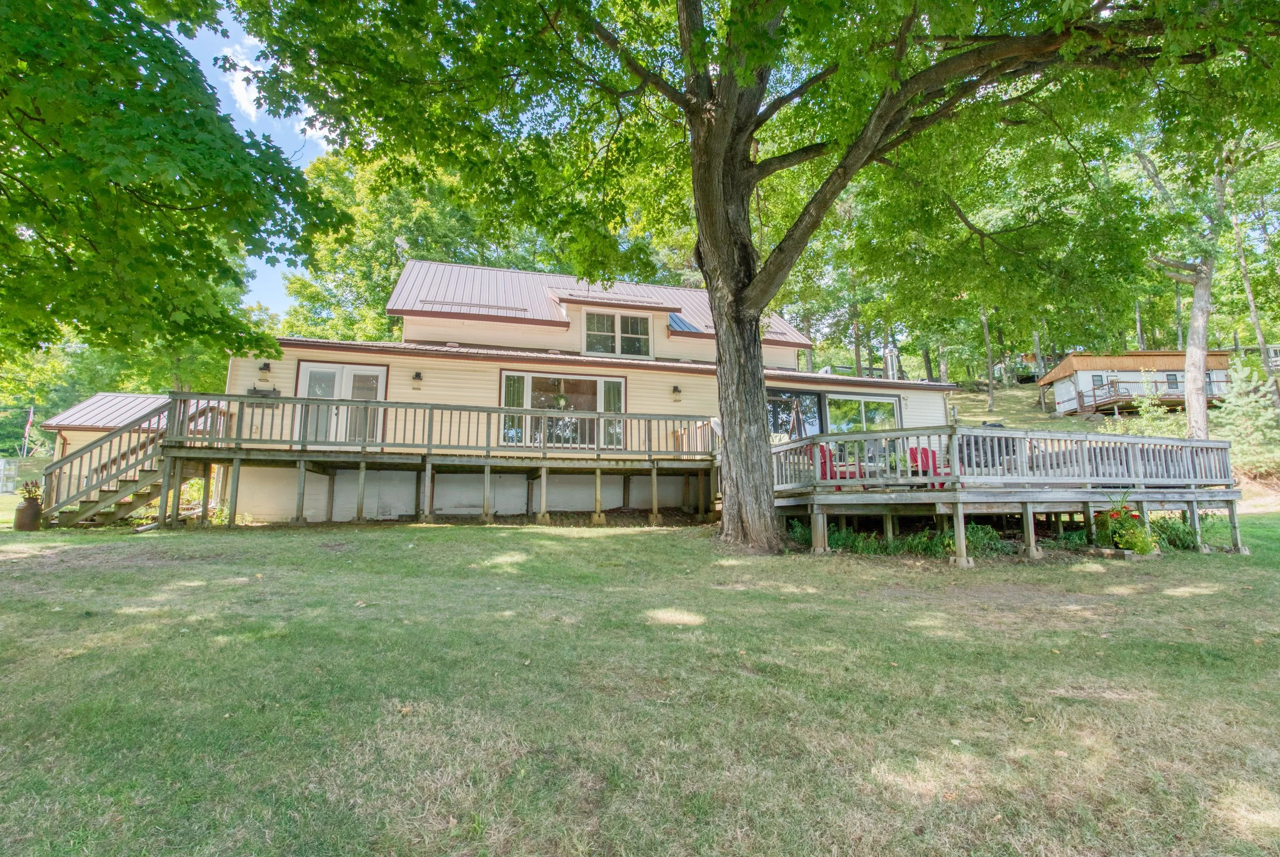 Main House-5.jpg