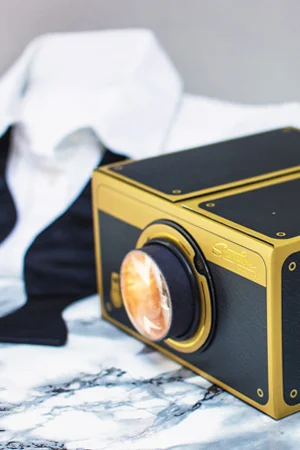 smartphone_projector_gold_preview.jpg