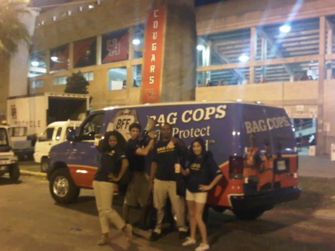 bagcops3.jpg