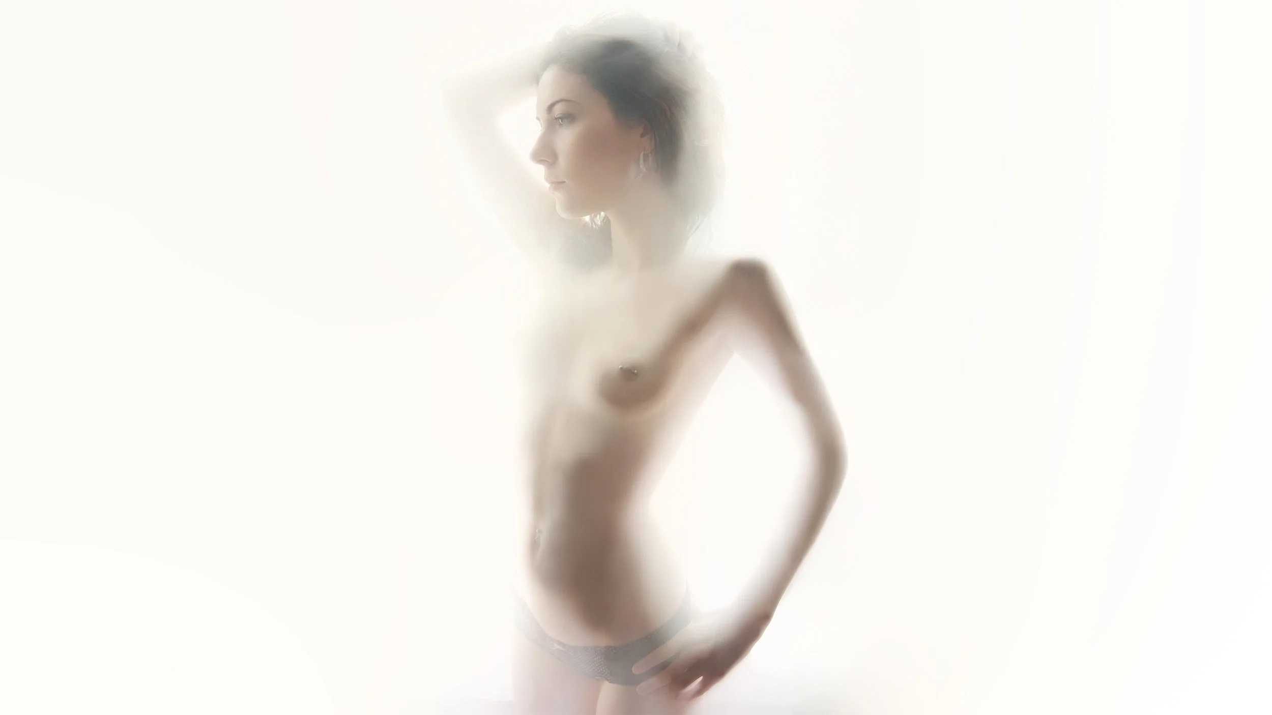 04 - Kat- Nude Fine-art-brice ferre-studio-professional-portrait-photographer-vancouver