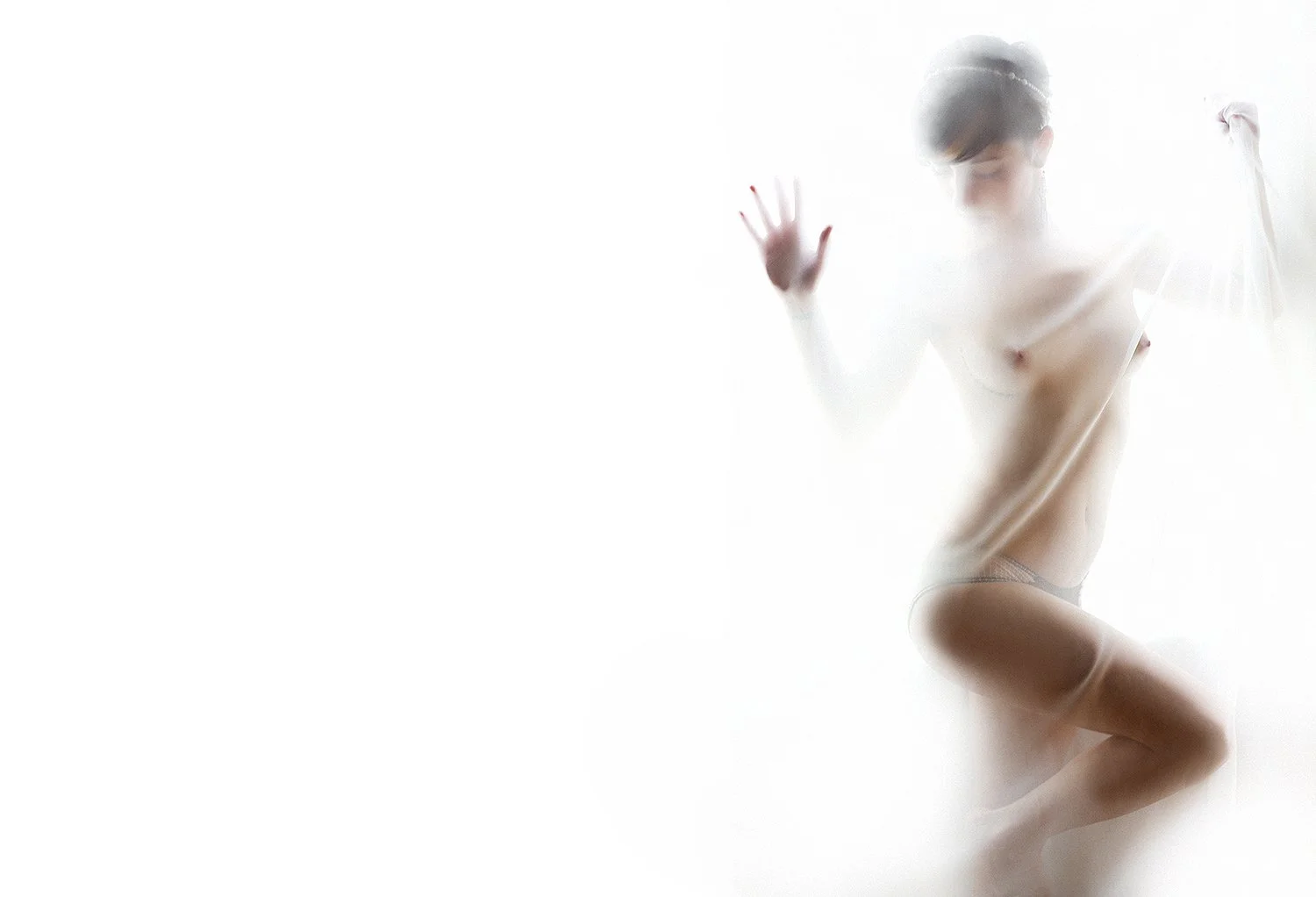 20 - Malloreigh - Nude Fine-art-brice ferre-studio-professional-portrait-photographer-vancouver