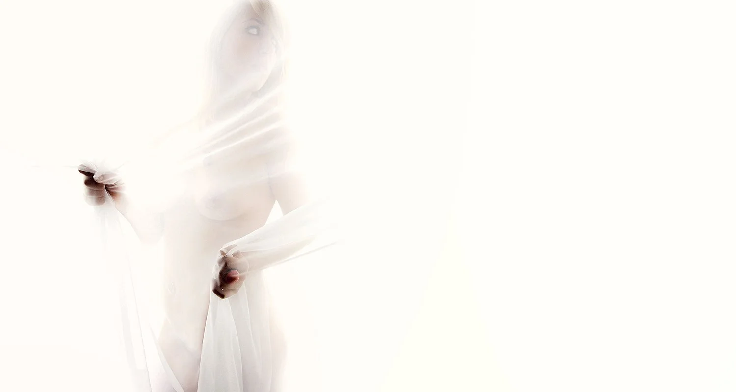 24 - Lani Jean- Nude Fine-art-brice ferre-studio-professional-portrait-photographer-vancouver