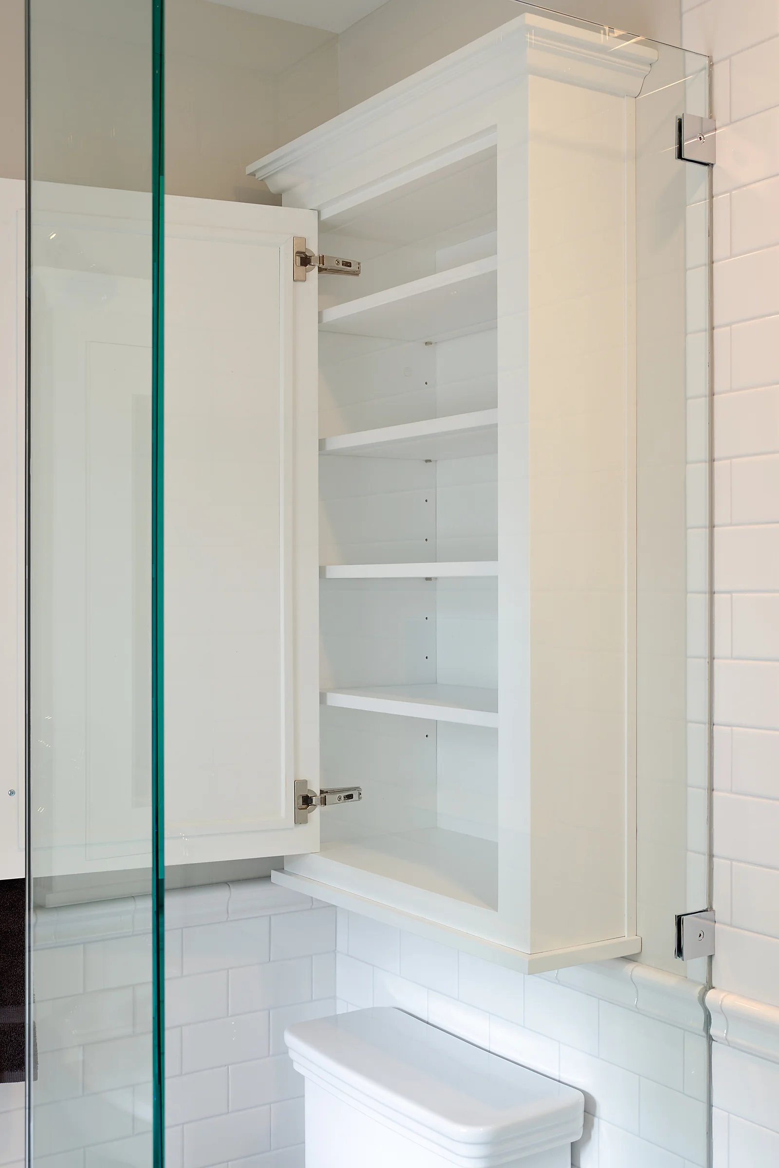 Haines-MastrBath-4192012-Cabinet-detail-open.jpg