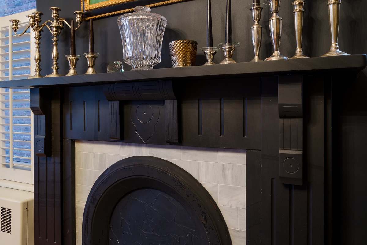 Haines-Colfer-DiningRoom-fireplace-detail-2-4513.jpg